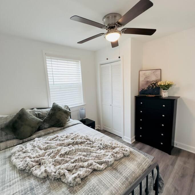 Apartment Walk To Superdome - 5 Min To Canal St - 8min To French Quarter *